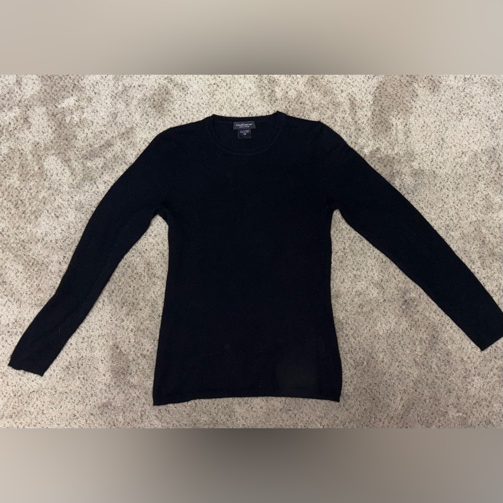 Lord & Taylor Elegant Black Crew Neck Cashmere Sweater Size XSmall Black